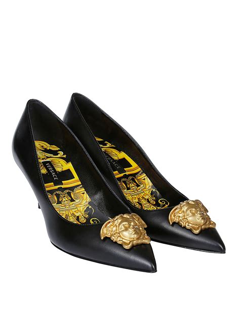 scarpe versace décolleté